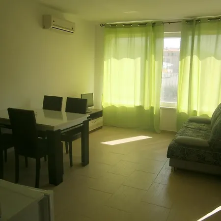 Apartment Anna Marina